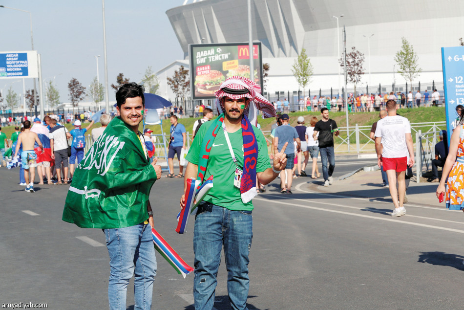 السعوديون.. 
أدوار إيجابية خارج الملاعب